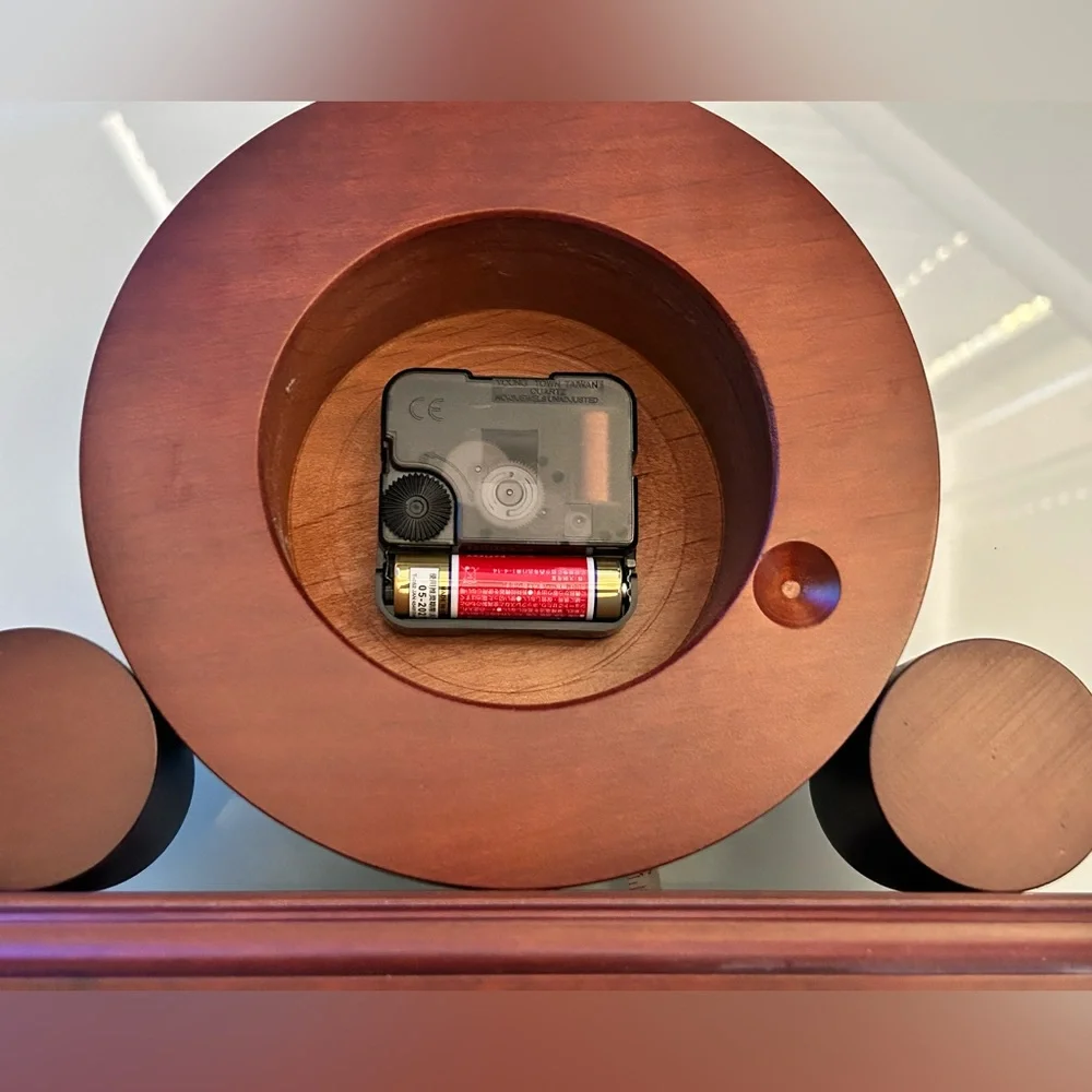 Bulova mantle clock - Picture 3 of 6
